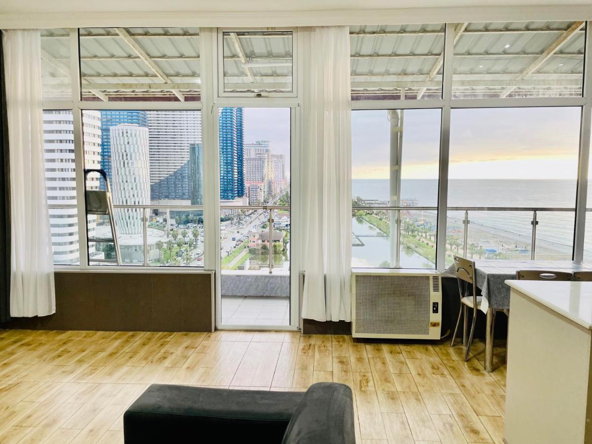 Batumi Seaside Magnolia公寓 外观 照片