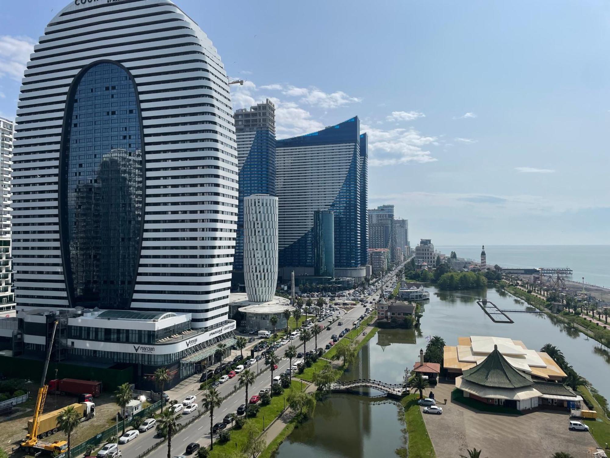 Batumi Seaside Magnolia公寓 外观 照片